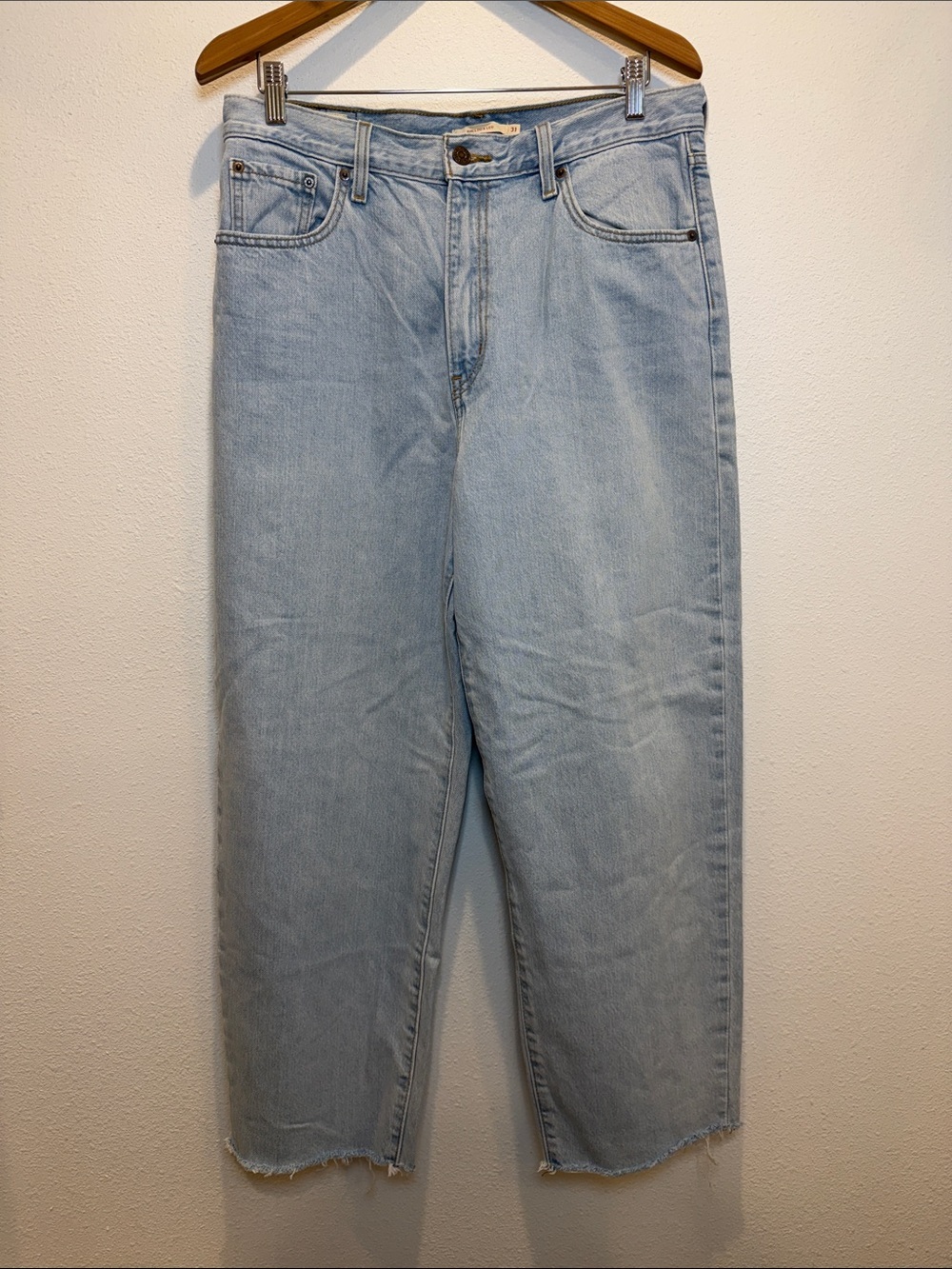 Levi’s Ballon Leg High Rise Light Wash Jeans W31 L 28 (Joe Flush)